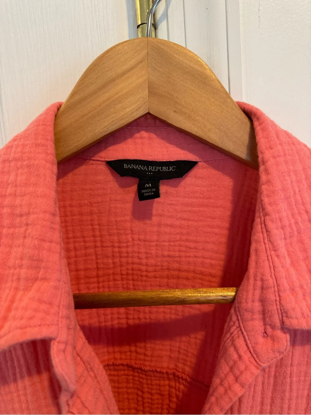 Banana Republic Woman’s Coral Collard Double Gauze Cotton Button Down Shirt Sz M